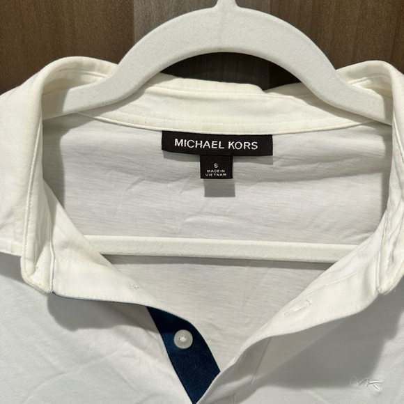 Michael Kors Collared Tee - Picture 3 of 4